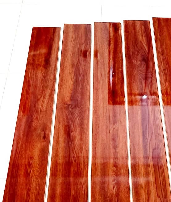 vinyl flooring, wooden floor, Laminated Floor, window blinds,wallpaper 11