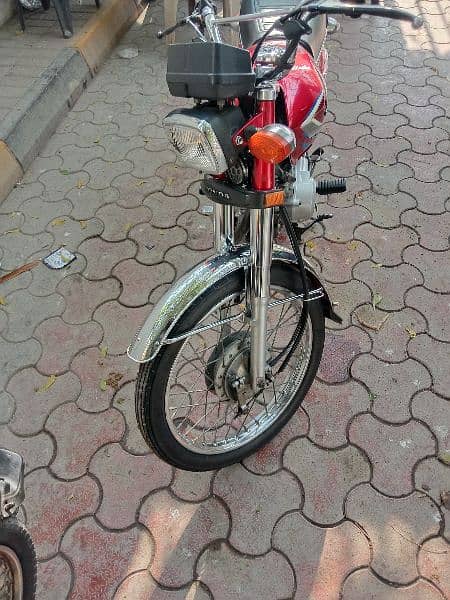 genuine condition mein hai bike sale karni hai 1