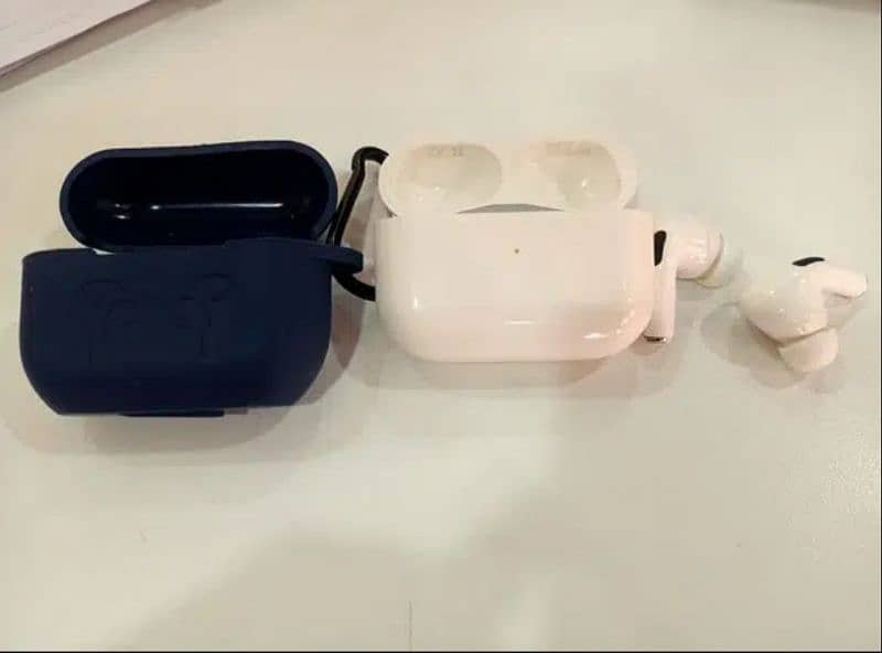 apple airpods pro 1st generation 0