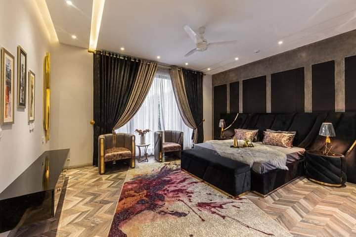 EYE CATCHING MAZHAR MUNEER DESIGN LUXURIOUS FULLY FURNISHED HOUSE NEAR TO PARK AND MOSQUE 41