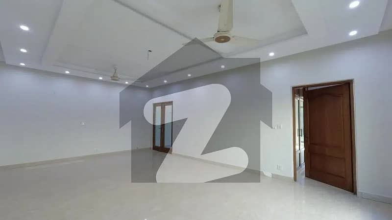 10 Marla Lower Lock Upper Portion For RENT Phase 6 DHA 7