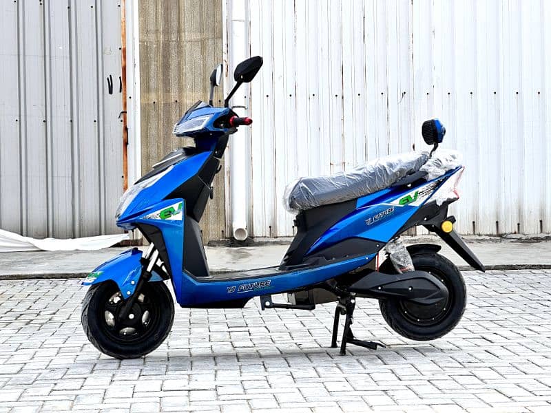 Azadi Electric Scooties / Bikes 2024 model Zero Meter 3