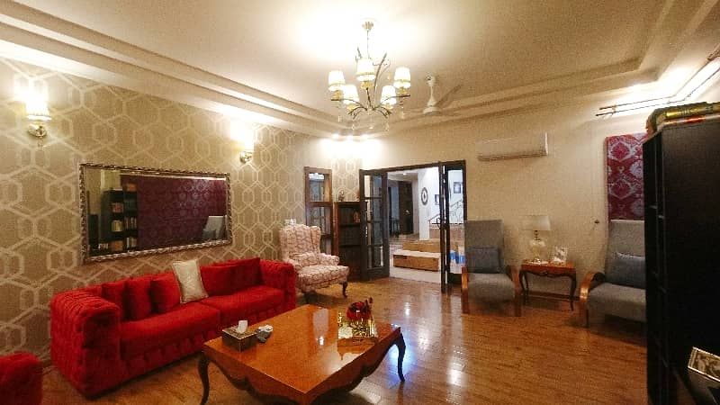 One Kanal Beautiful Luxurious Full House For Rent in DHA Phase 4 DD Block Lahore 4