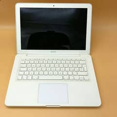 Apple macbook 2010