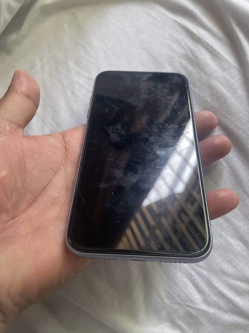 iPhone 11 icloud for parts 8