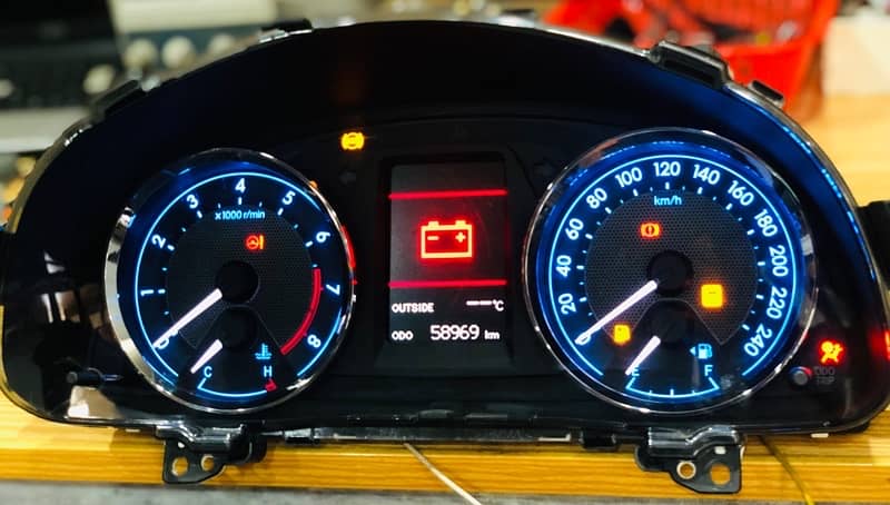 Toyota Corolla Altis Speedometers 9