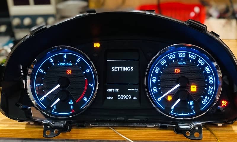 Toyota Corolla Altis Speedometers 11