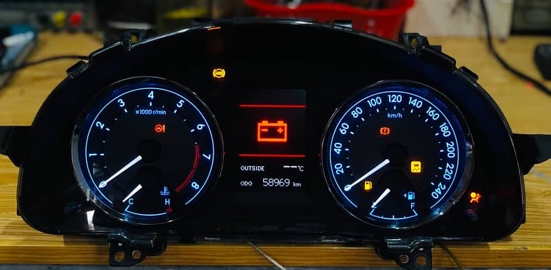Toyota Corolla Altis Speedometers 12