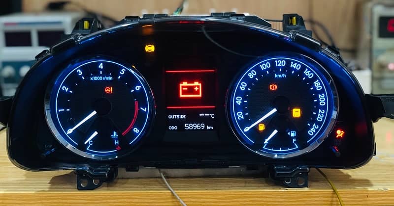 Toyota Corolla Altis Speedometers 14