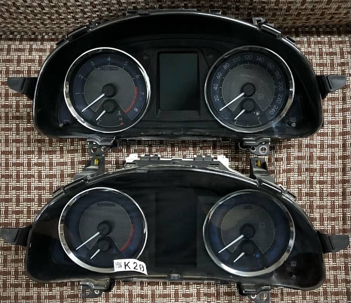 Toyota Corolla Altis Speedometers 15