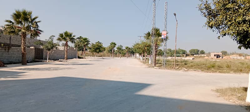 Commercial Plot For Sale On Main Boulevard 25% Payment Payment For Possession Size 3 Marla 11