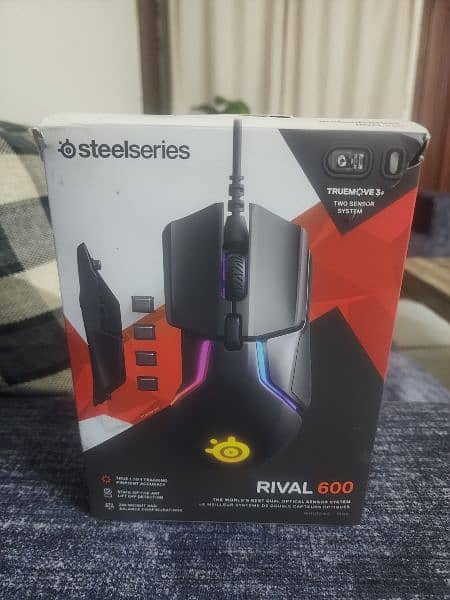 Steelseries Rival 600 RGB Gaming Mouse 0