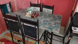 Dining Table with 6 chairs slightly used