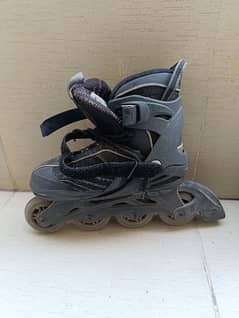 Size adjustable skating Shoes