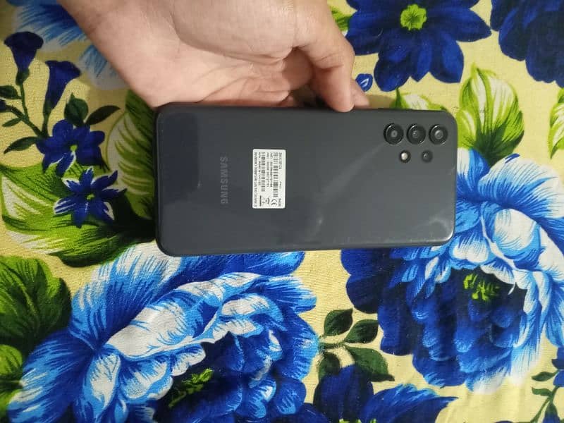 samsung A13 selling 3