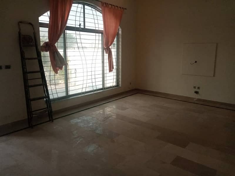 1 Kanal Single Story House For Rent 9