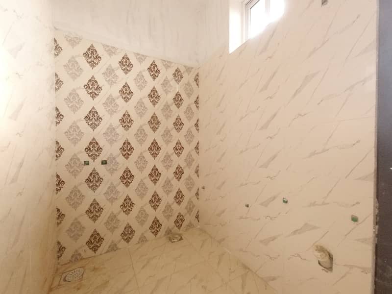 Corner 1250 Square Feet Spacious House Is Available In Jinnah Gardens Phase 1 For Sale 12