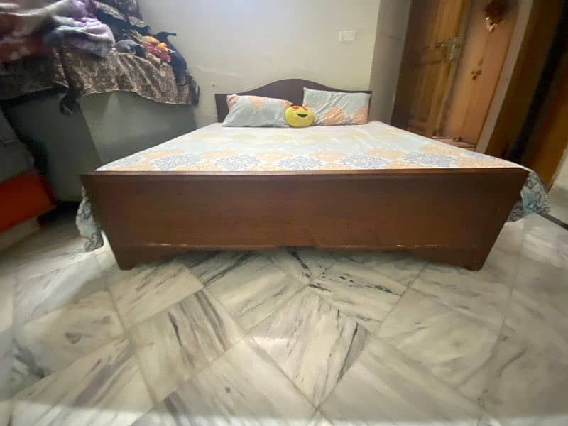 Wooden double bed only without mattress 3