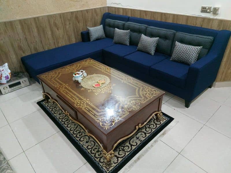 "Comfortable and stylish sofa set for Sale 18