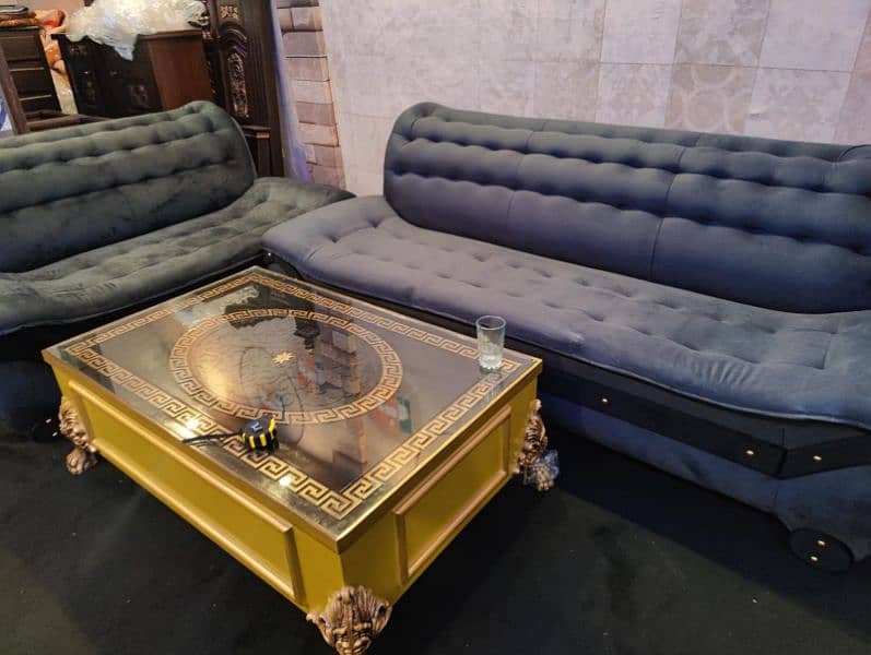 "Comfortable and stylish sofa set for Sale 19