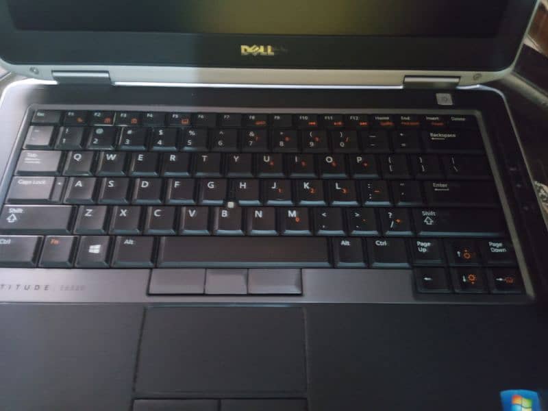 Dell laptop latitude core i5 3g generation 6