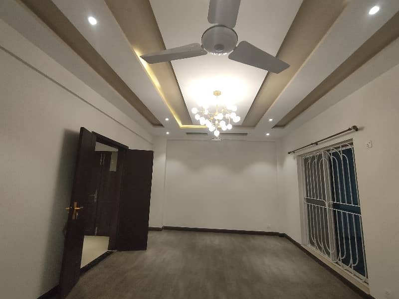 Brand New Luxury Flat Available For Sale in Askari-01 Lahore Cantt. 2