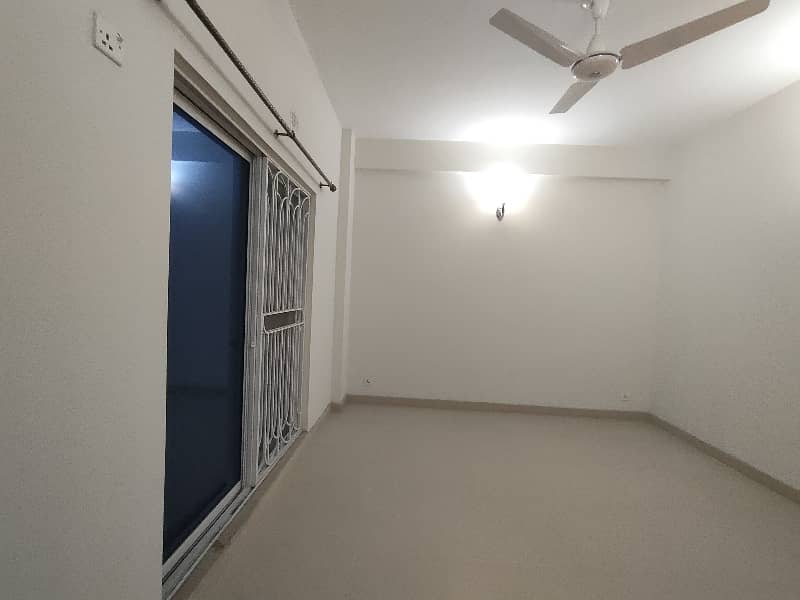 Brand New Luxury Flat Available For Sale in Askari-01 Lahore Cantt. 16