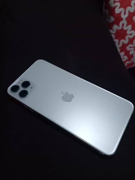 Iphone 11 Pro Max Like a New Condition 1