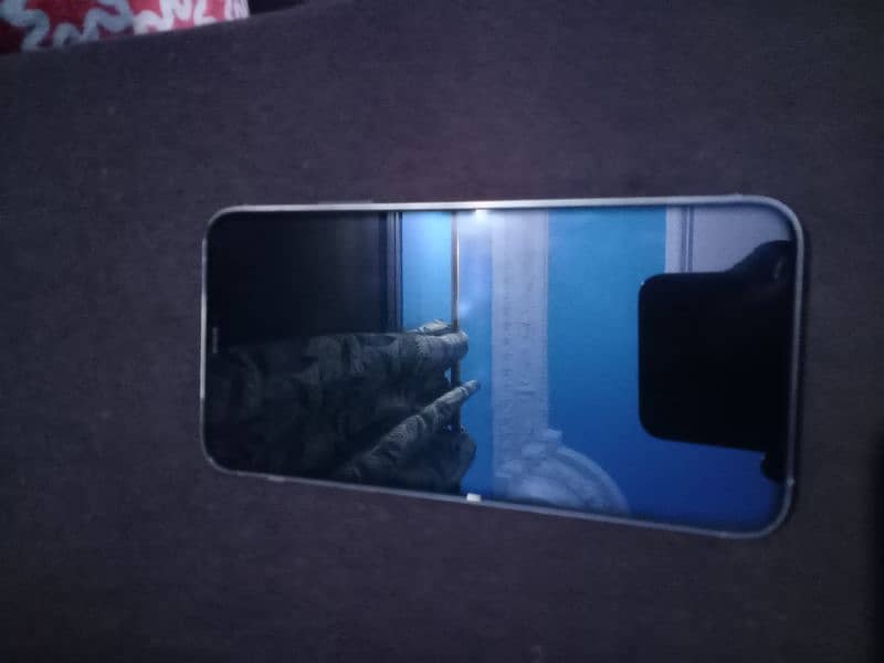 Iphone 11 Pro Max Like a New Condition 3