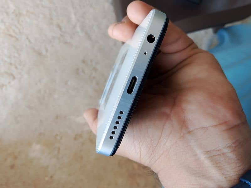 Infinix smart 8plus / for sell 4