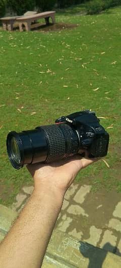 DSLR D5100 Nikon Camra   Lanz 18.105mm VR Nikon