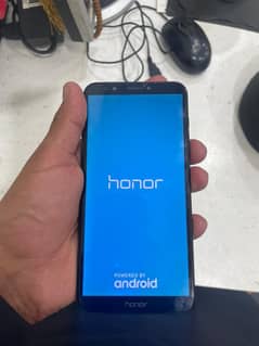 Honor 7c mobile Panel