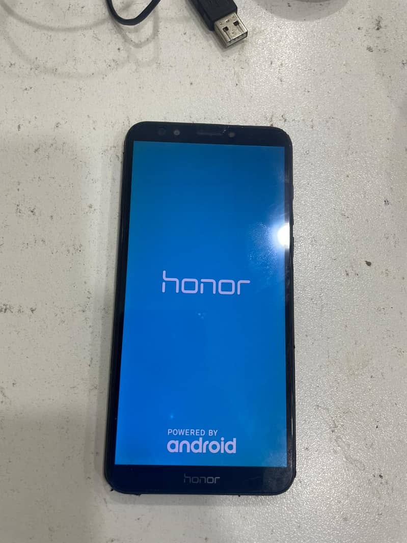 Honor 7c mobile Panel 1