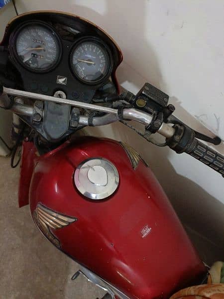 Honda Deluxe 125 / Honda Bikes for Sales/Honda Motorcycles 3