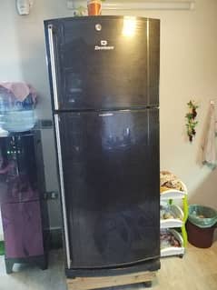 Daw lance Refrigerator 0