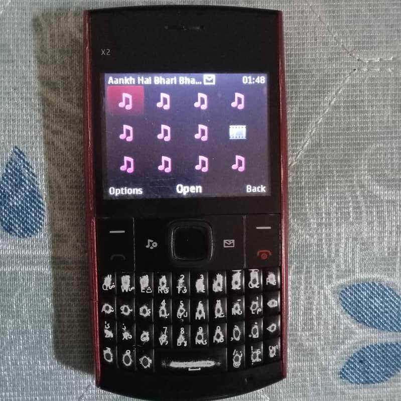 Nokia x2-01 8