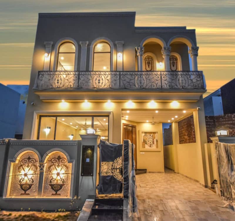 Extraordinary Design 3 Beds Brand New 5 Marla House for Sale in DHA 9 Town 0