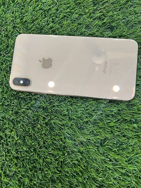 i phone xs max PTA Approved 64gb 4