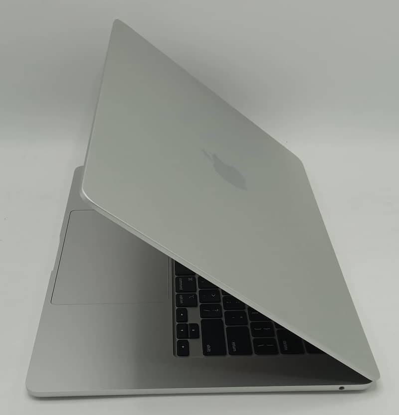 MacBook Air 2023 M2 Chip 15 Inch New Like MacBook Air M2 16/512GB SSD 4
