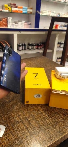 realme 7 pro 8 128 gb 65 volt Charge panel change with box Charger 3