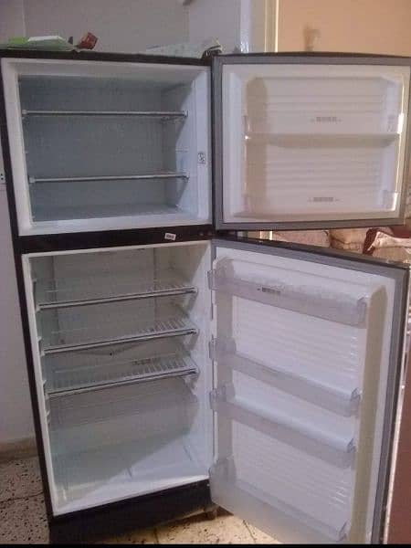 Dawlance 14 cubic refrigerator 2