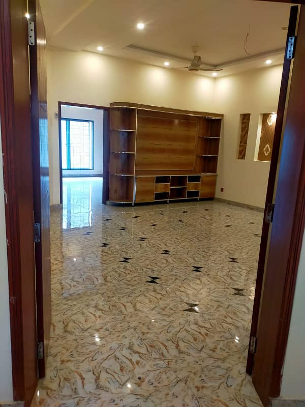 10 Marla House For Sale In Bahria Orchard Phase 1 Central 16
