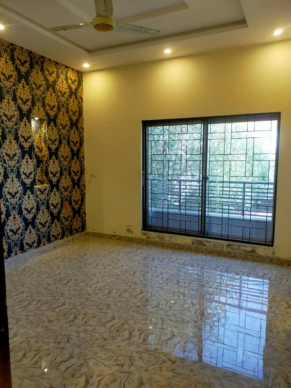 10 Marla House For Sale In Bahria Orchard Phase 1 Central 17