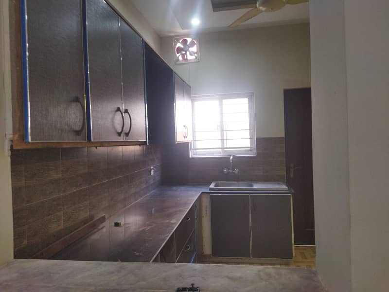 10 marla full house available for rent in pak arab housing scheme Main farozpur road Lahore 10