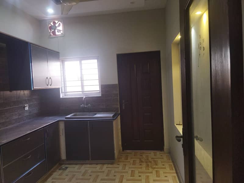 10 marla full house available for rent in pak arab housing scheme Main farozpur road Lahore 14