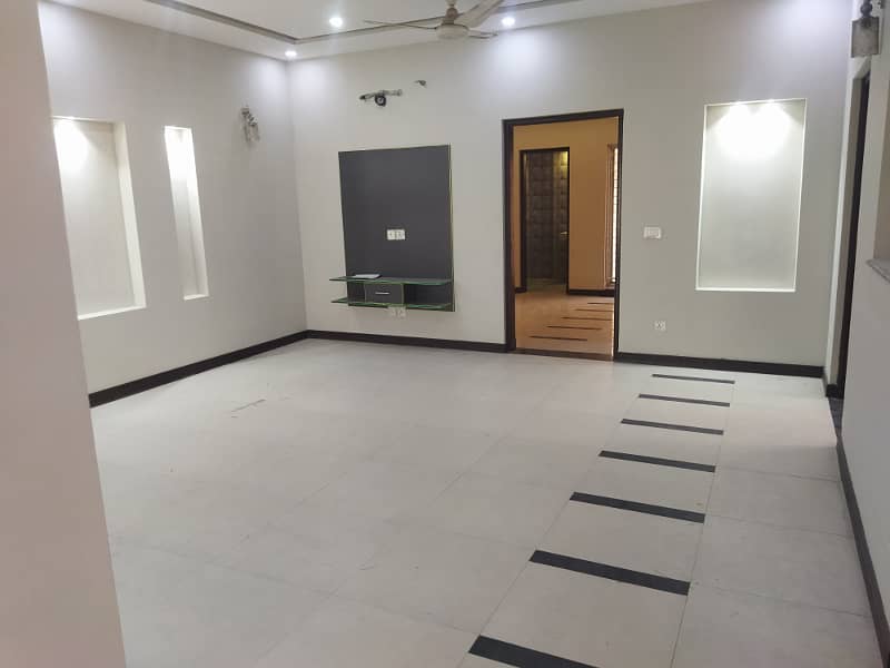 10 marla full house available for rent in pak arab housing scheme Main farozpur road Lahore 37