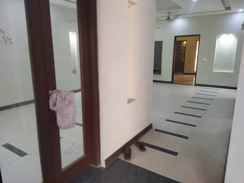 10 marla full house available for rent in pak arab housing scheme Main farozpur road Lahore 40