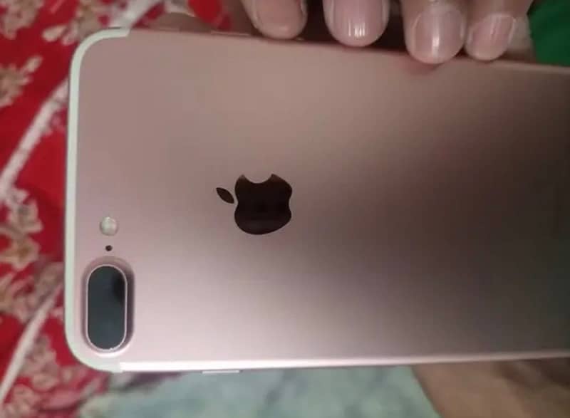 iPhone 7plus 32gb pta approved 1