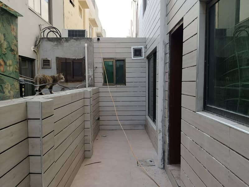 5 Marla House Used For Sale In Tulip Extension Block Sector C Bahria Town 11