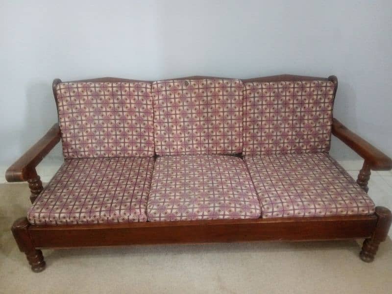 5 seater sofa set with table 1